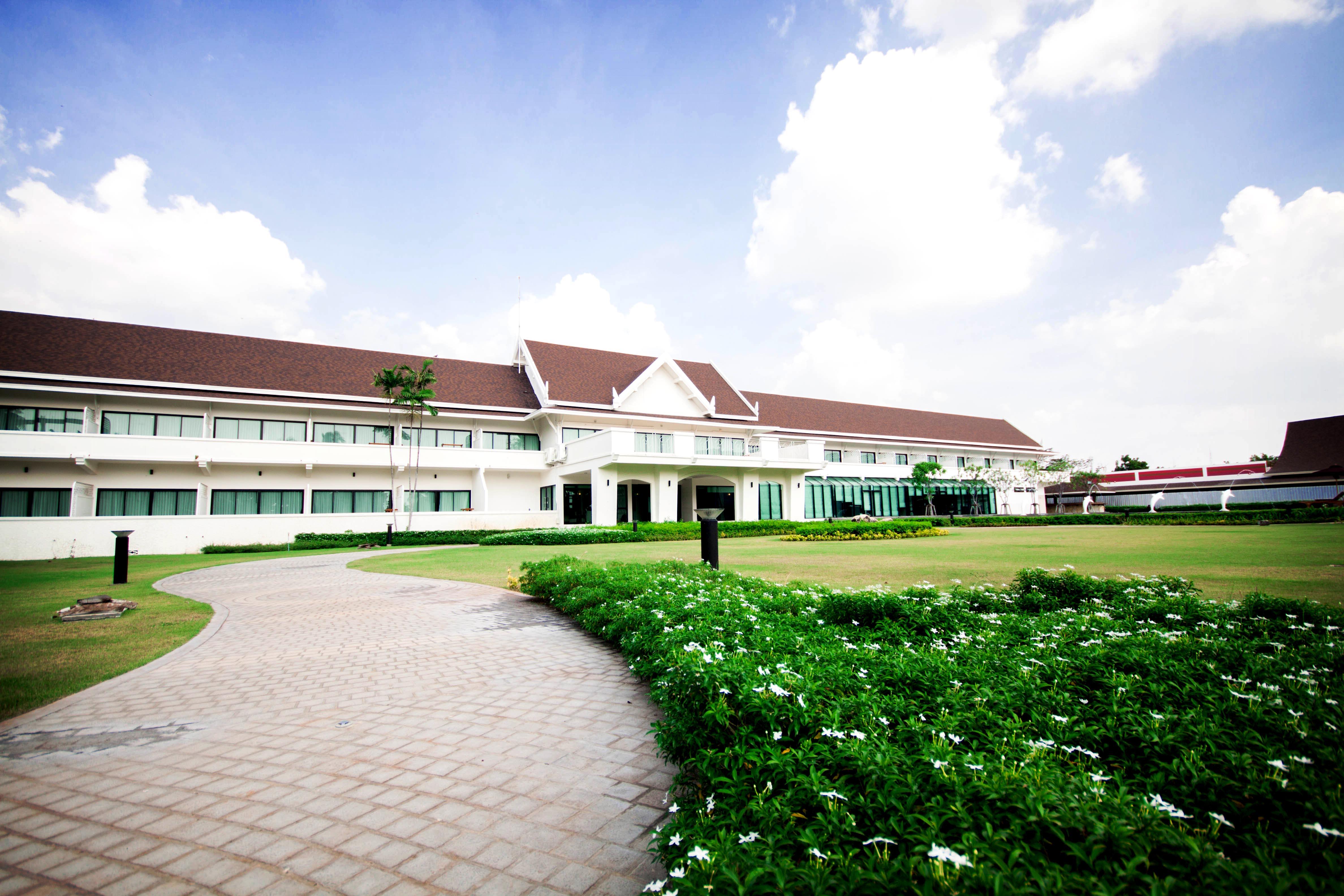 Bangsaen Heritage Hotel - SHA Plus Certified Exterior foto