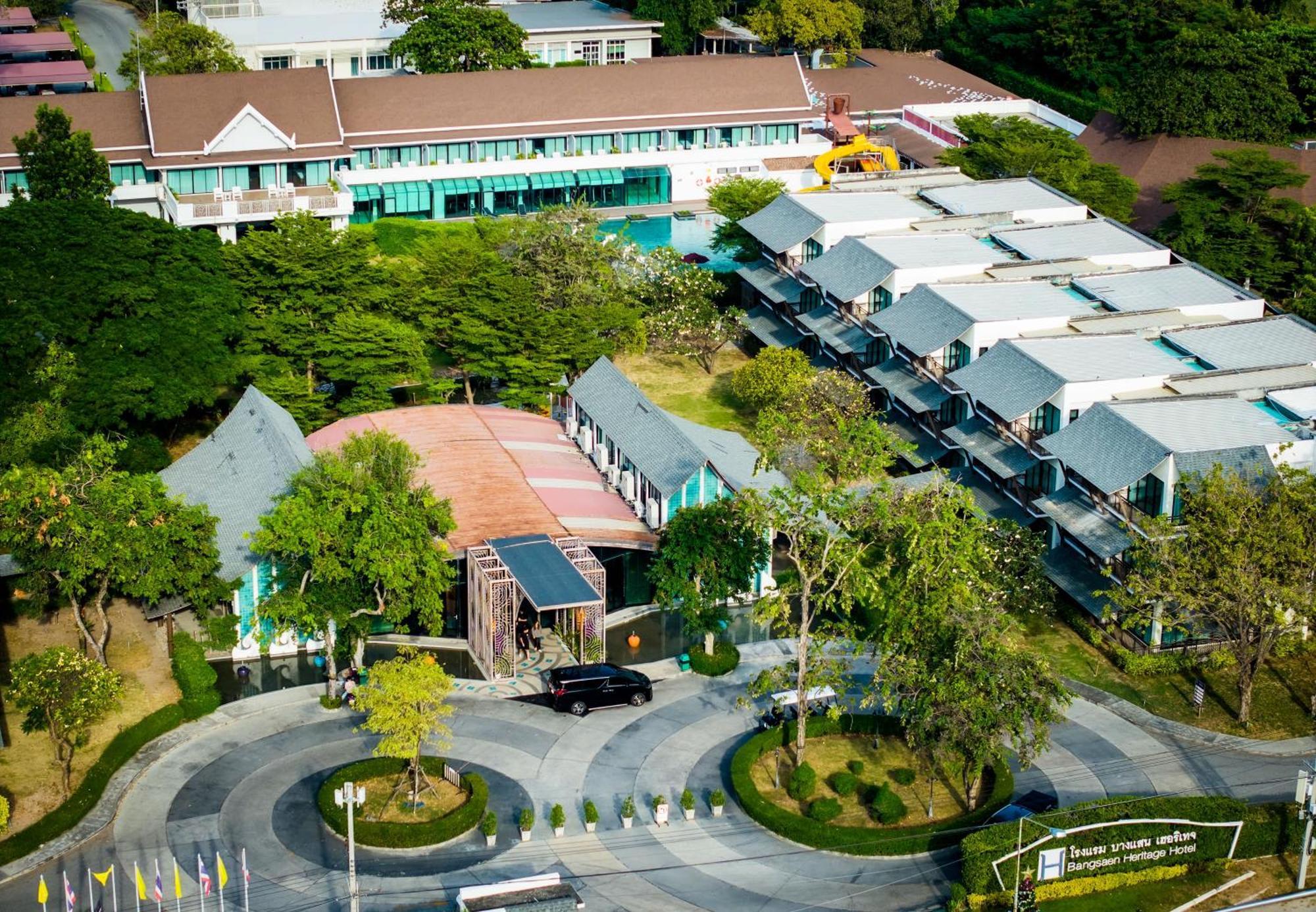 Bangsaen Heritage Hotel - SHA Plus Certified Exterior foto