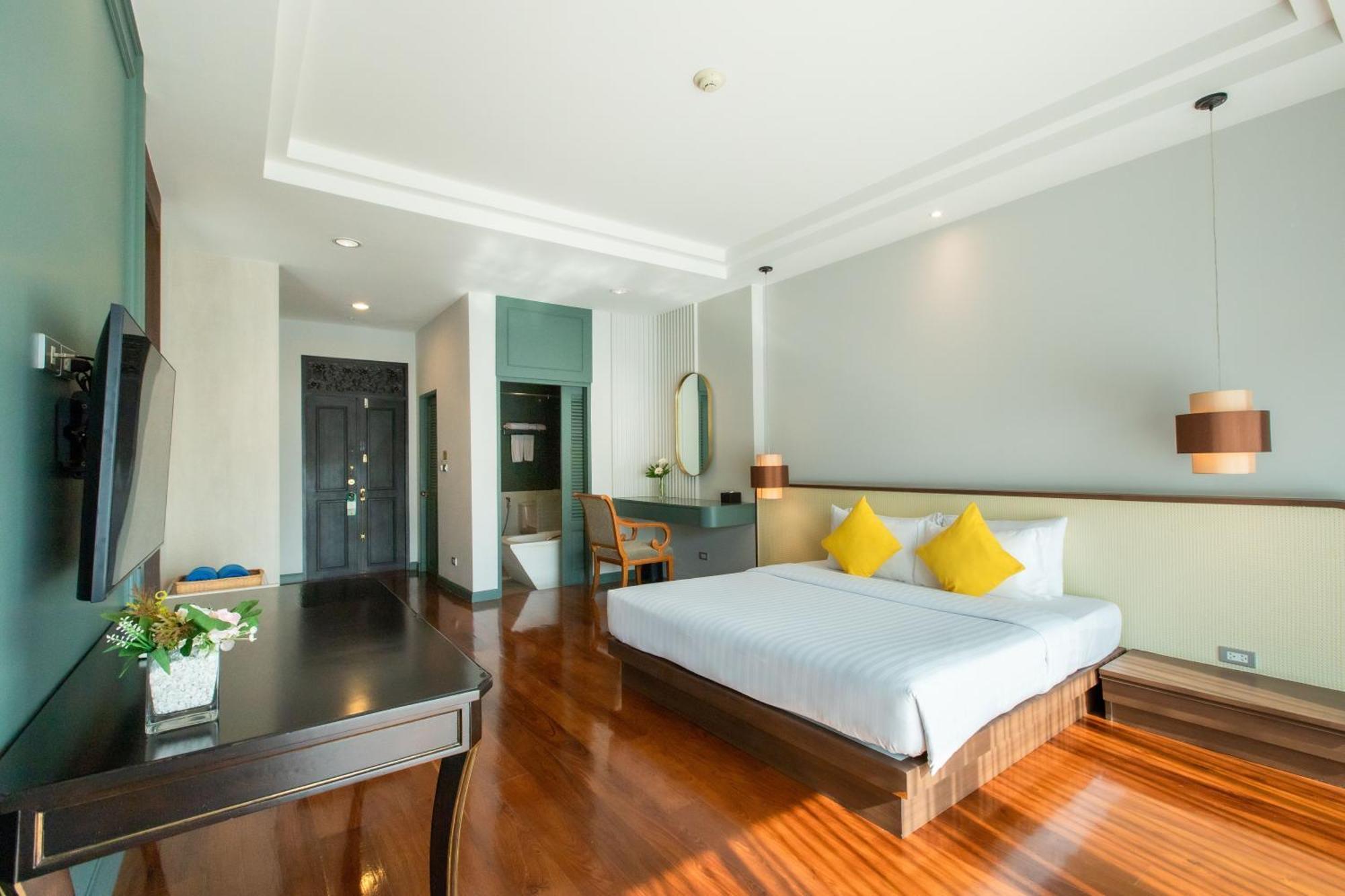 Bangsaen Heritage Hotel - SHA Plus Certified Zimmer foto